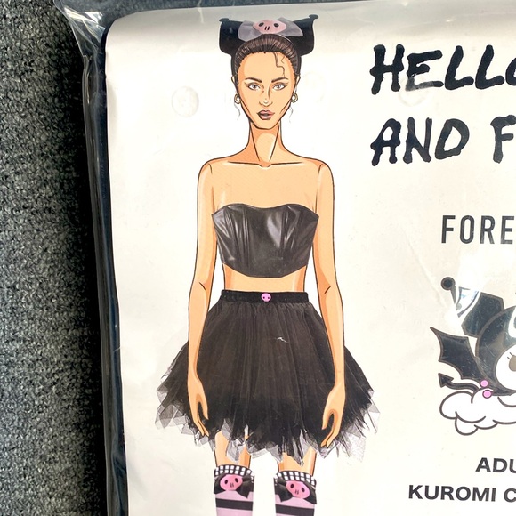 Hello Kitty & Friends Adult Kuromi Costume - Size Small/Medium - NWT - Picture 4 of 4